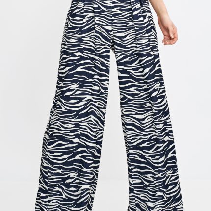 Lange Hose model 210068 Nife  (38)