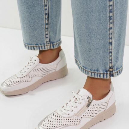 Sportschuhe model 210200 Inello  (36)