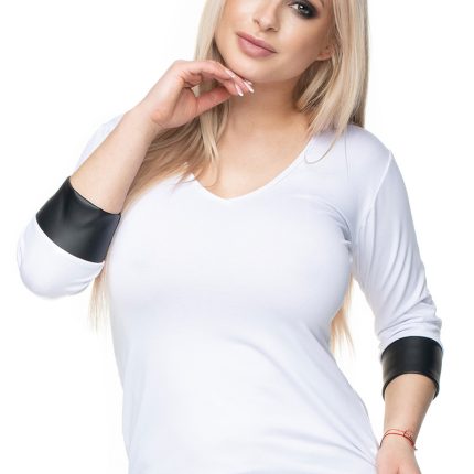 Bluse model 131593 PeeKaBoo  (Universal)