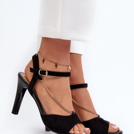 Sandalen mit Absatz - Größe 39