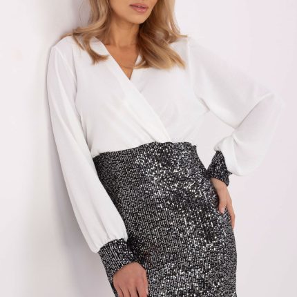 Kurzes Kleid Model 204356
