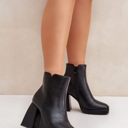 Stiefeletten mit Absatz Model 204678 - Größe 39