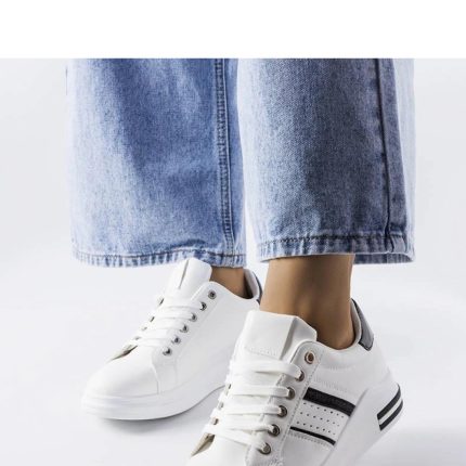 Sneakers Model 207870 Solea - Größe 39