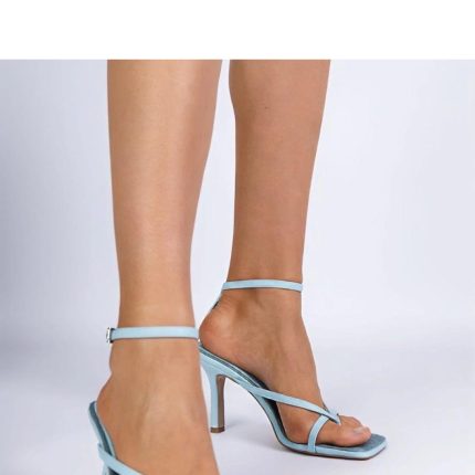 Sandalen mit Absatz - Größe 36