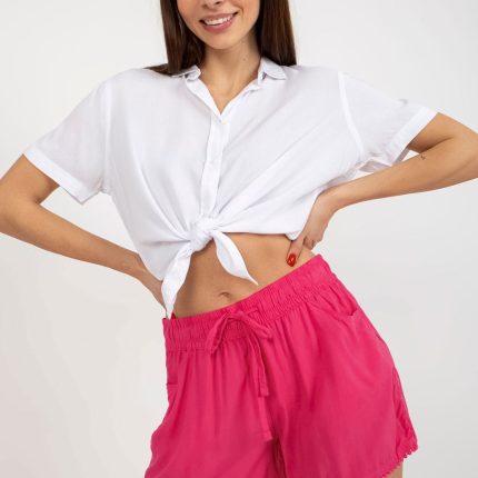 Shorts model 182444 - Größe M